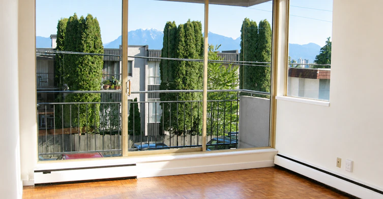 102-1750 Vine Street, Vancouver, BC, V6K 1H8 - 3