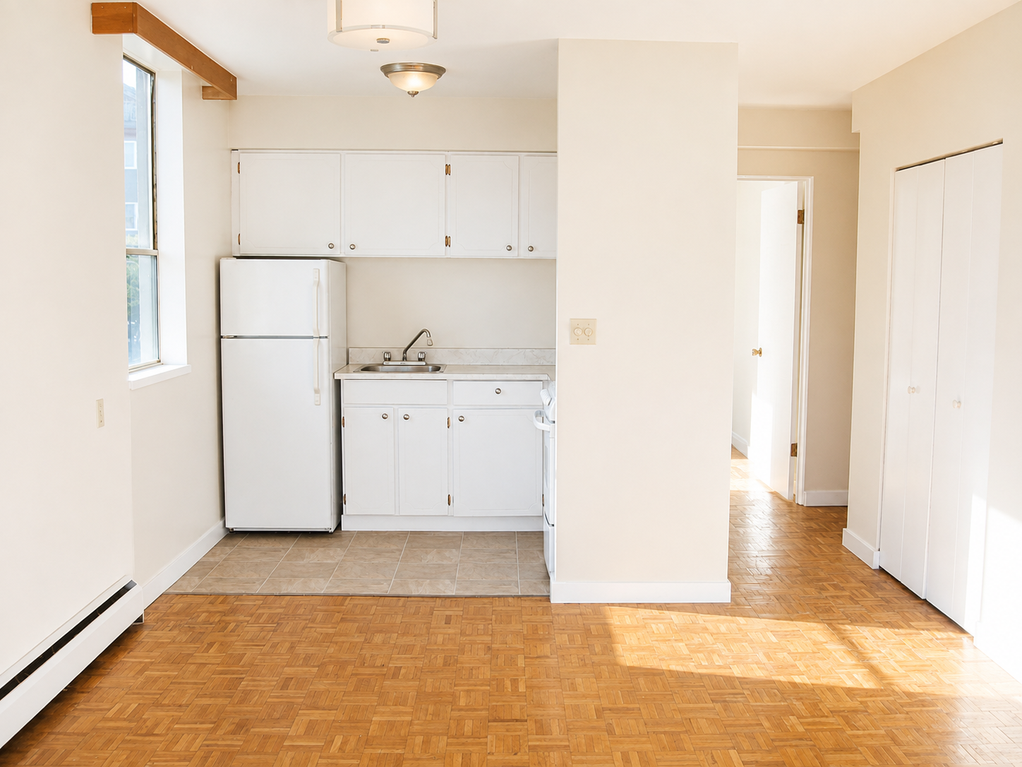 102-1750 Vine Street, Vancouver, BC, V6K 1H8 - 4