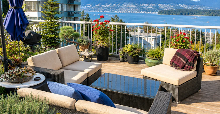 301-1750 Vine Street, Vancouver, BC, V6K 1H8 - 2