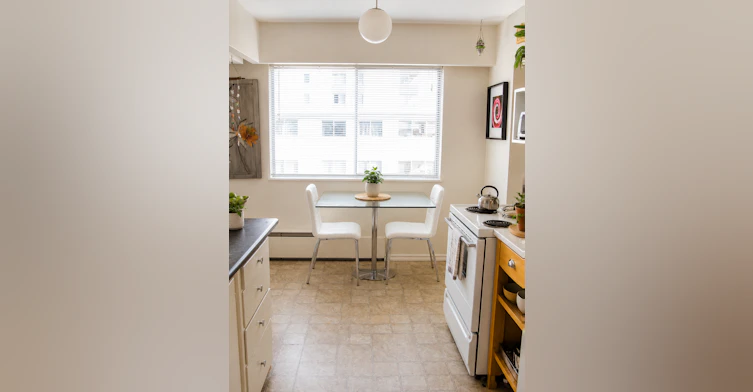 301-1750 Vine Street, Vancouver, BC, V6K 1H8 - 8