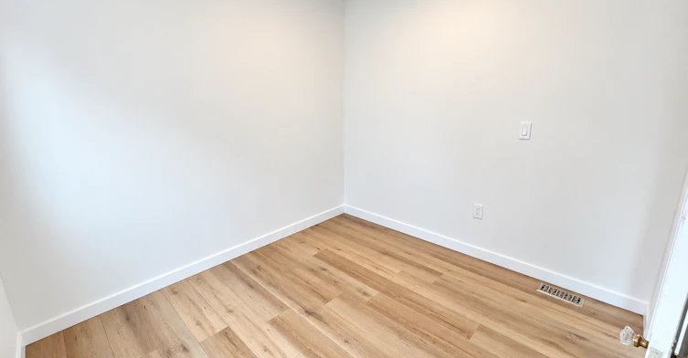 1-2233 West 3rd Avenue, Vancouver, BC, V6K 1H8 - 7