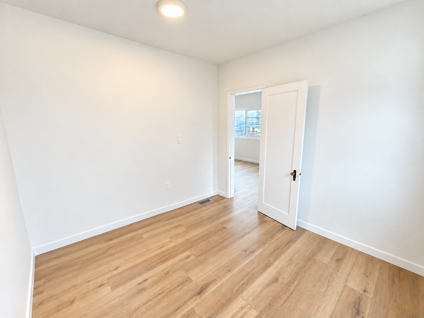 1-2233 West 3rd Avenue, Vancouver, BC, V6K 1H8 - 6