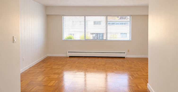 205-2233 West 3rd Avenue, Vancouver, BC, V6K 1H8 - 3