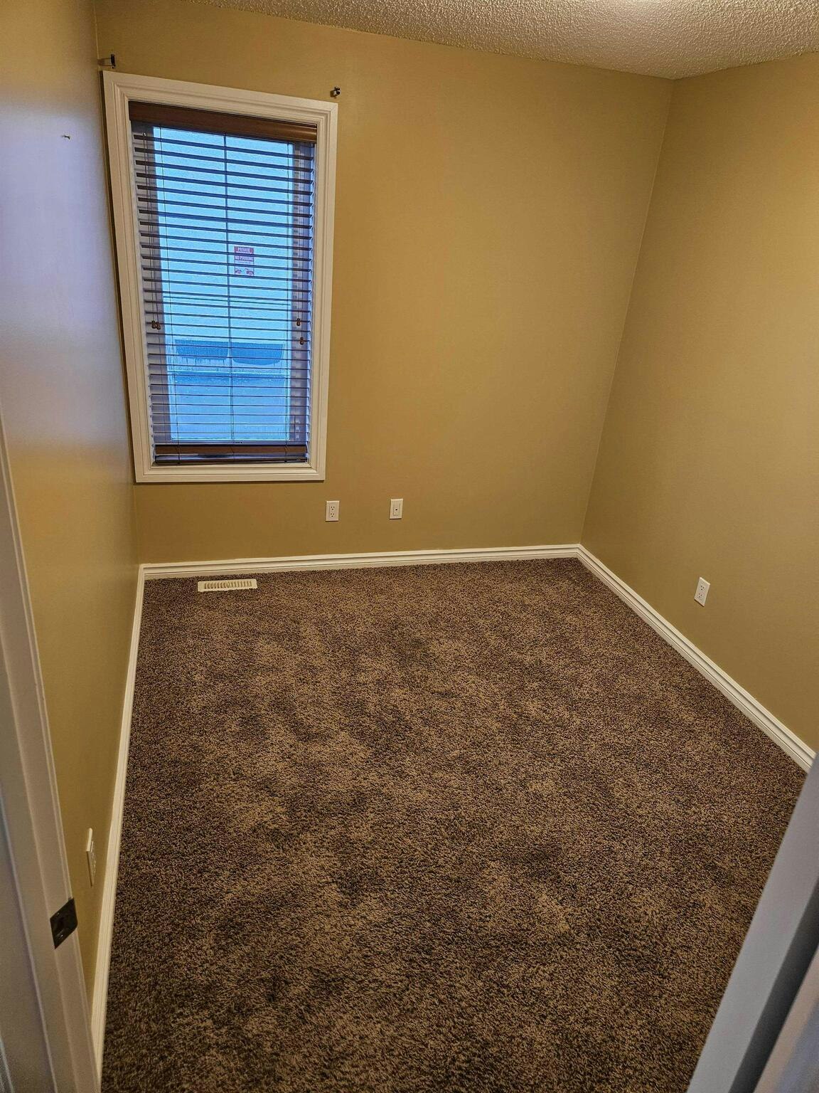 2160 Mcintyre Street, Regina, SK, S4P 2R7 - 9