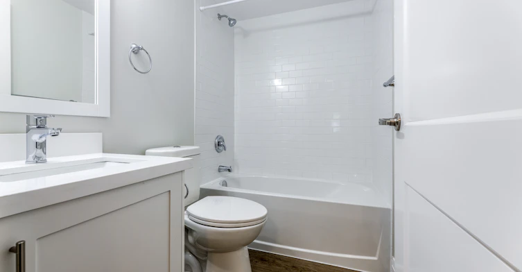 207-1791 King Street East, Hamilton, ON, L8K 1V6 - 9
