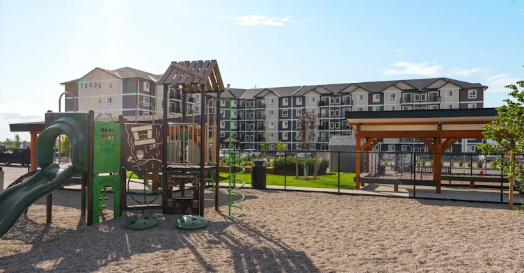 3640 Ferrier Street, Winnipeg, MB, R2V 5L3 - 14