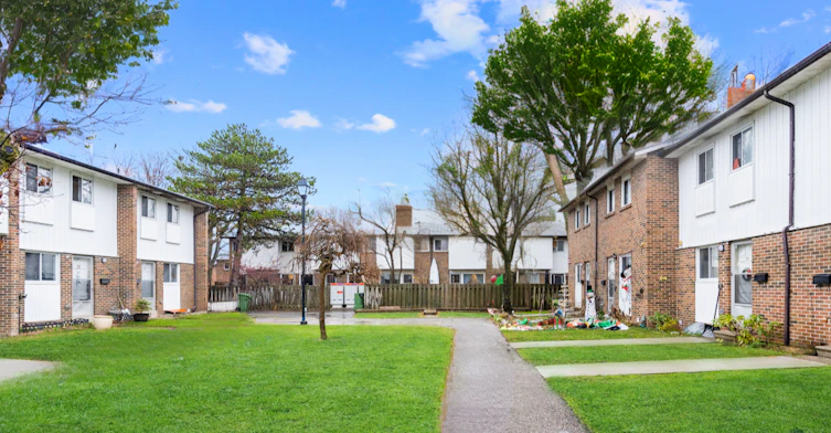 85 Henderson Avenue, Markham, ON, L3T 2L1