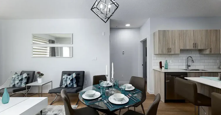 123-9660 229 Street NW, Edmonton, AB, T5T 5X7 - 5