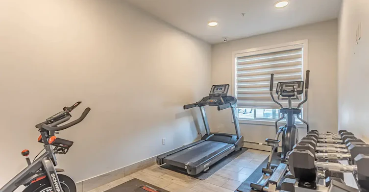 329-9660 229 Street NW, Edmonton, AB, T5T 5X7 - 16
