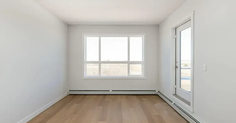 329-9660 229 Street NW, Edmonton, AB, T5T 5X7 - 12