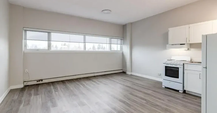 0202-700-620 67th Avenue SW, Calgary, AB, T2V 0M2 - 37