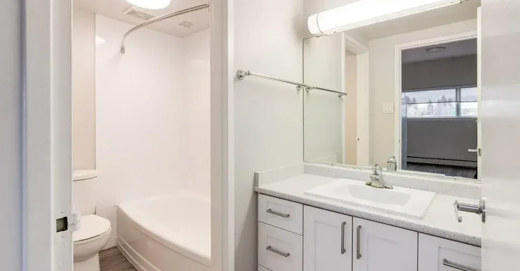 0603-700-620 67th Avenue SW, Calgary, AB, T2V 0M2 - 40