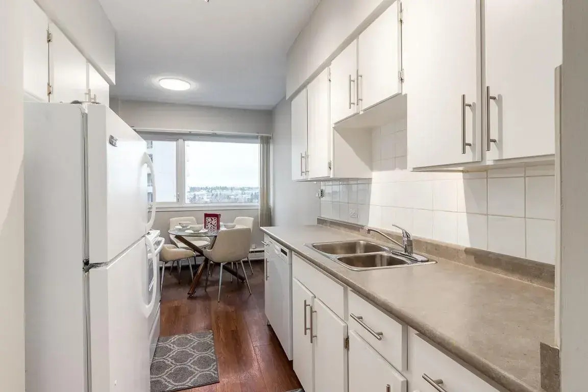 1103-700-620 67th Avenue SW, Calgary, AB, T2V 0M2 - 4
