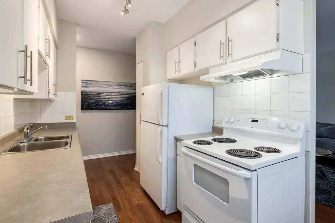 1103-700-620 67th Avenue SW, Calgary, AB, T2V 0M2