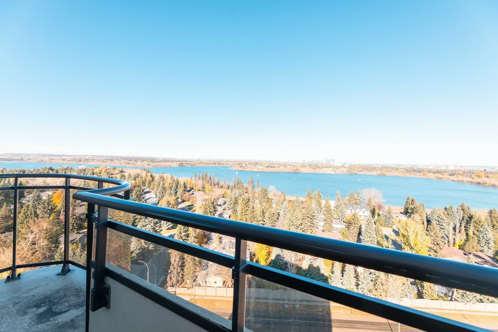 0503-A-2105 90 Avenue SW, Calgary, AB, T2V 0X5 - 4