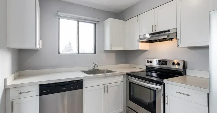 0503-A-2105 90 Avenue SW, Calgary, AB, T2V 0X5