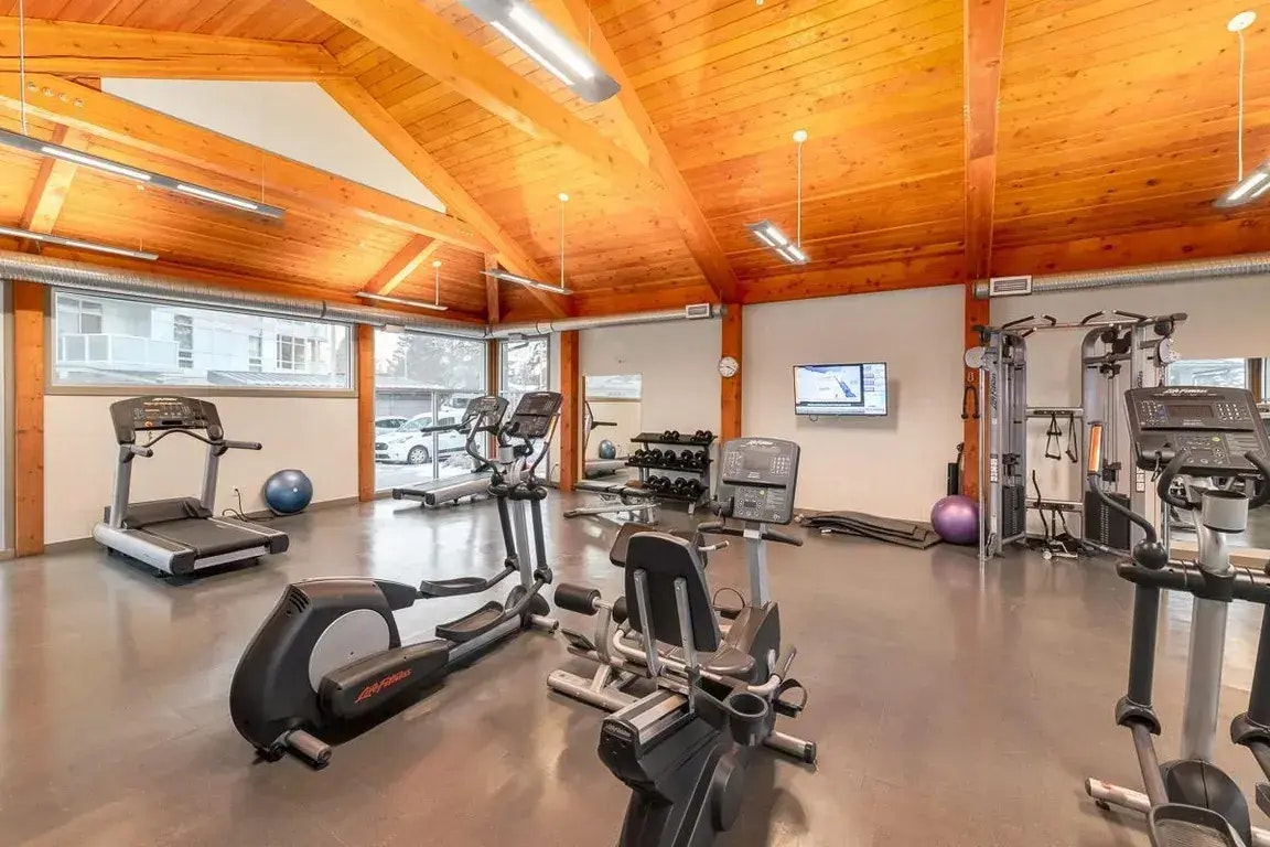 0503-A-2105 90 Avenue SW, Calgary, AB, T2V 0X5 - 3
