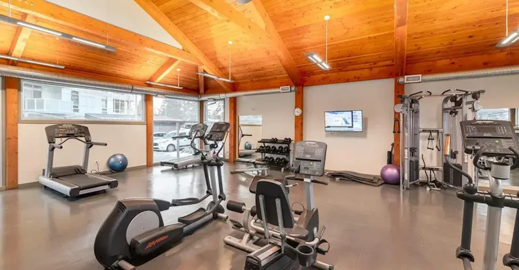 0503-A-2105 90 Avenue SW, Calgary, AB, T2V 0X5 - 3