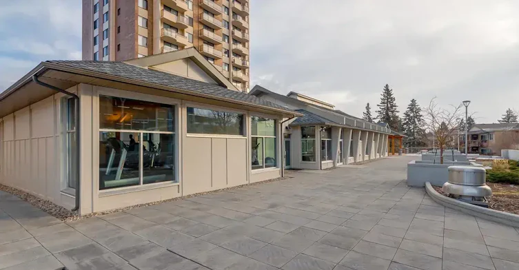 0503-A-2105 90 Avenue SW, Calgary, AB, T2V 0X5 - 50