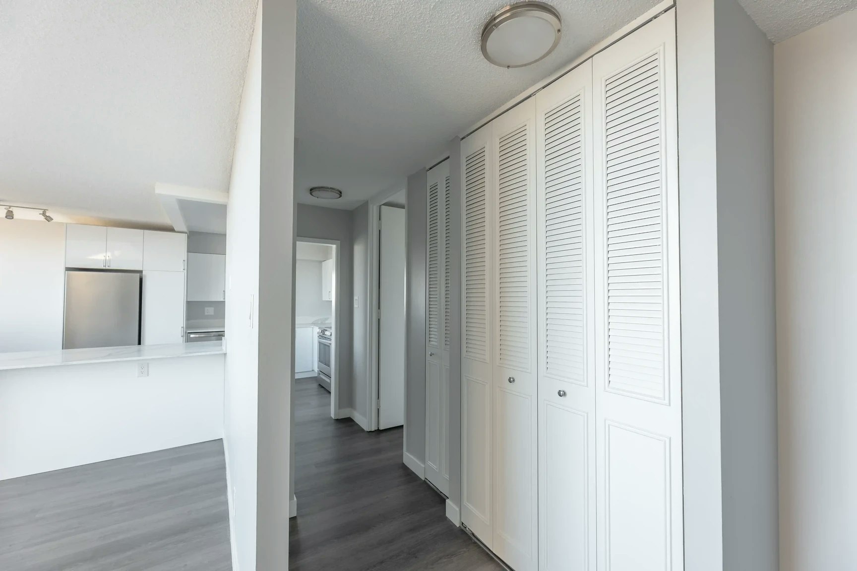 0503-A-2105 90 Avenue SW, Calgary, AB, T2V 0X5 - 32