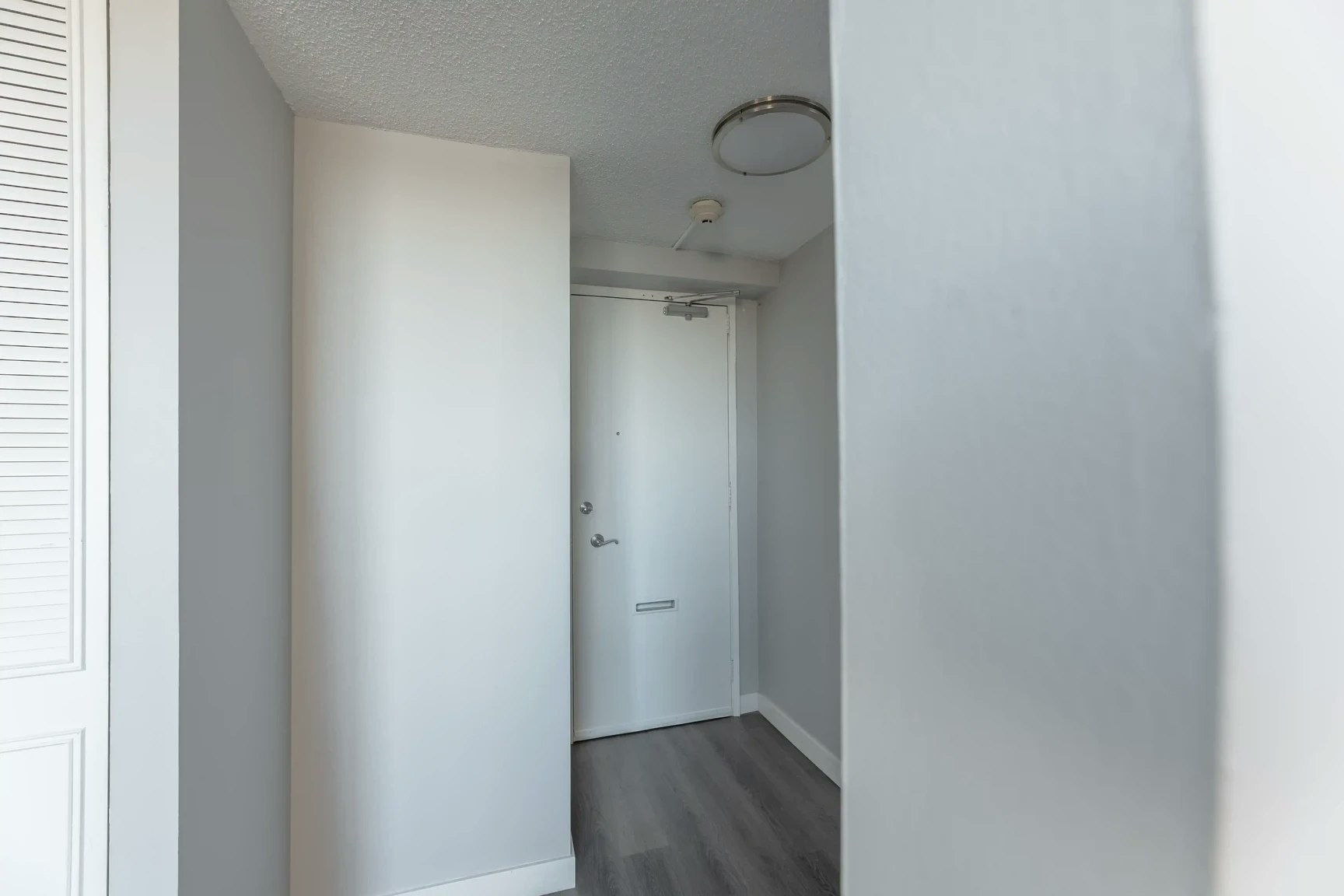 0503-A-2105 90 Avenue SW, Calgary, AB, T2V 0X5 - 31