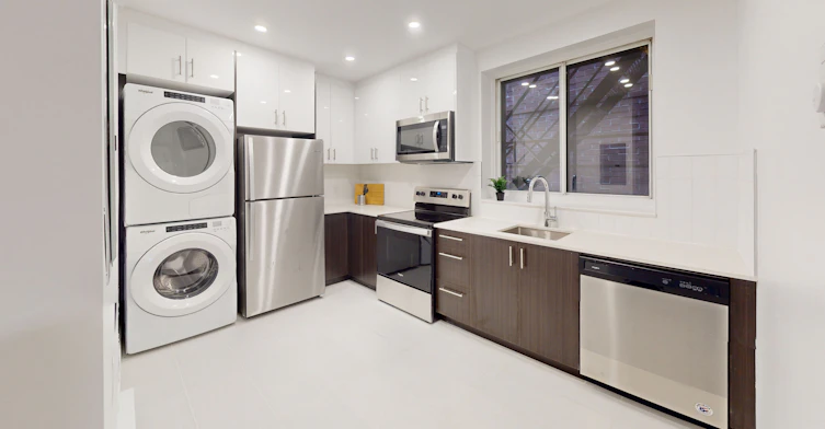 0001-5881 Monkland, Montréal, QC, H4A 1G5 - 2