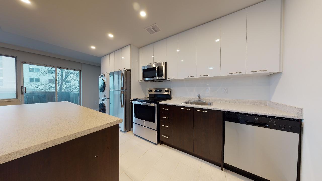 1A-765 Browns Line, Toronto, ON, M8W 3V7 - 2