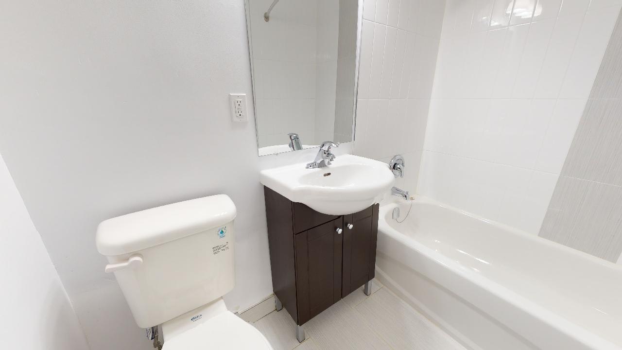 1A-765 Browns Line, Toronto, ON, M8W 3V7 - 5