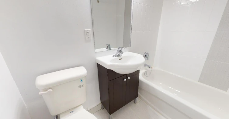 1A-765 Browns Line, Toronto, ON, M8W 3V7 - 5