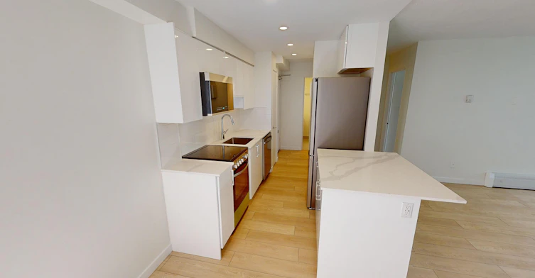 204-1924 Barclay Street, Vancouver, BC, V6G 1L3 - 2