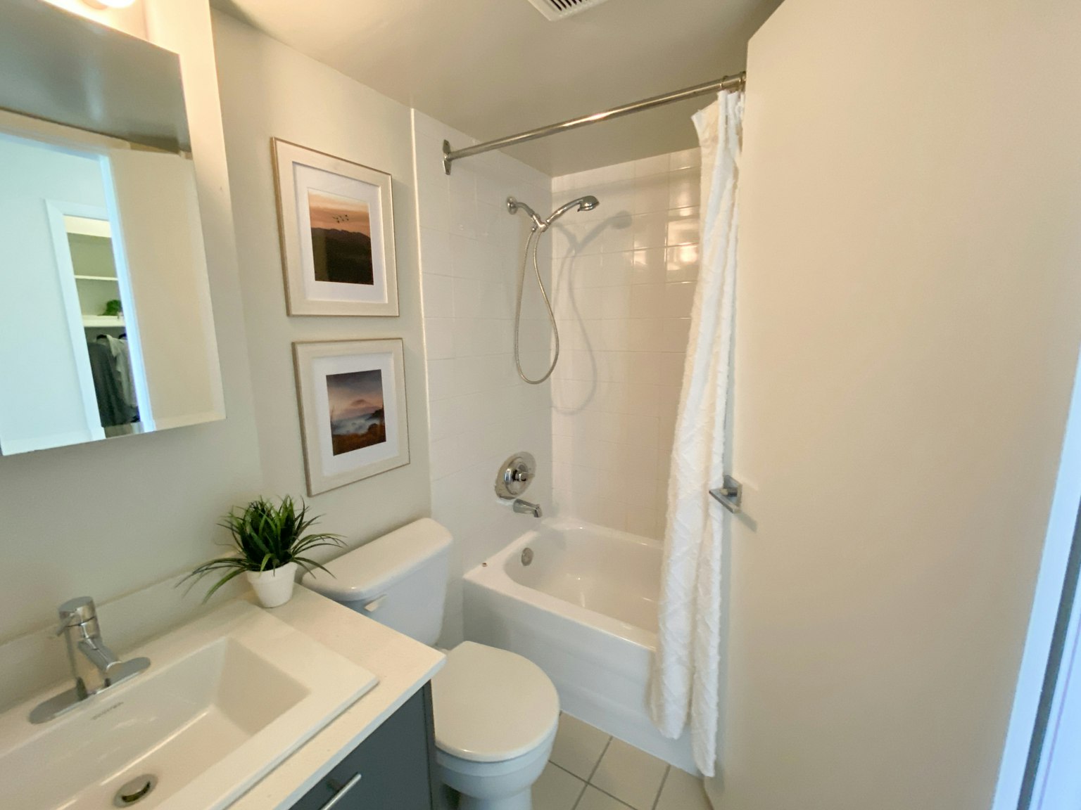 802-1580 Haro Street, Vancouver, BC, V6G 1G6 - 5