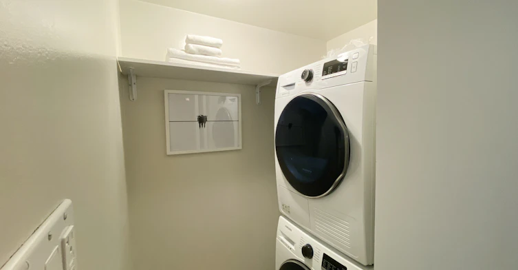 802-1580 Haro Street, Vancouver, BC, V6G 1G6 - 4