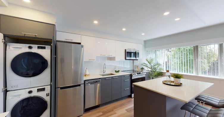 403-1461 Harwood Street, Vancouver, BC, V6G 1X7