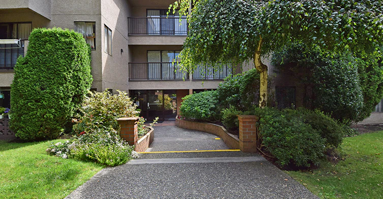 111-8790 Cartier Street, Vancouver, BC, V6P 4V2 - 10