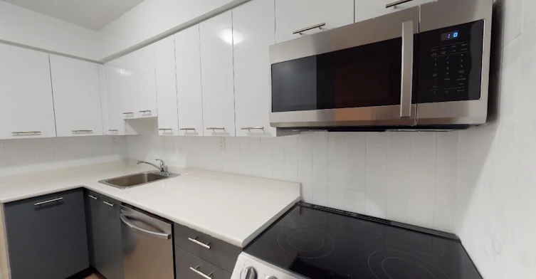 105-1373 W 73rd Avenue, Vancouver, BC, V6P 3E9 - 3