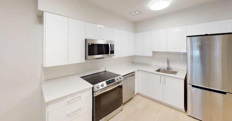 103-8735 Selkirk Street, Vancouver, BC, V6P 4J5 - 2