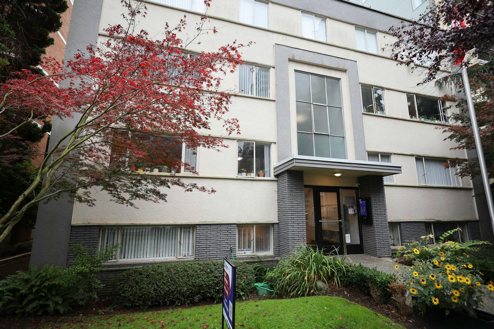XXX0-2054 Comox Street, Vancouver, BC, V6G 1R8 - 6