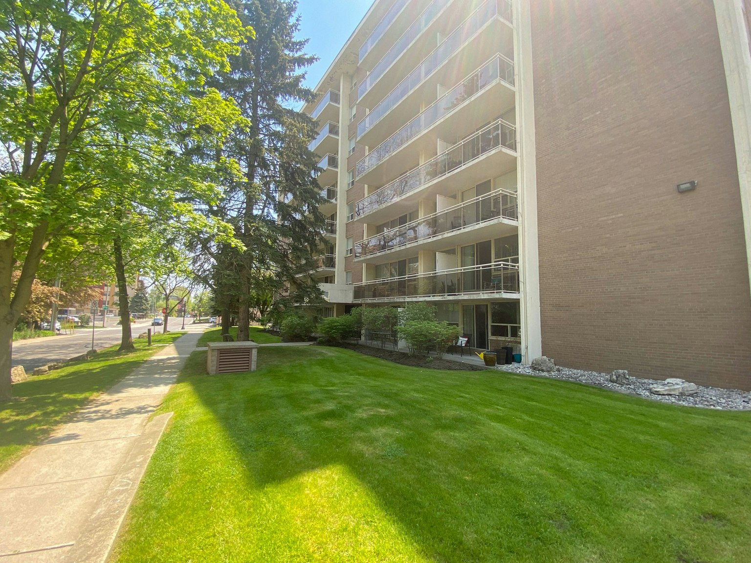 704-150 Allan Street, Oakville, ON, L6J 3N8 - 8
