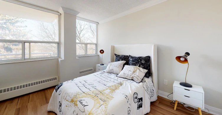 404-150 Allan Street, Oakville, ON, L6J 3N8 - 3