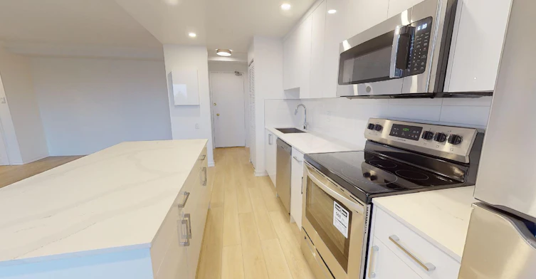 302-265 Reynolds Street, Oakville, ON, L6J 3L5 - 3