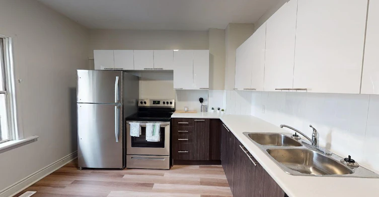 XXX2-174 Bell Street N, Ottawa, ON, K1R 7E5 - 2