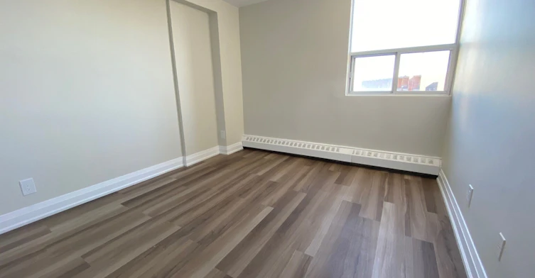 407-2150 Roche Court, Mississauga, ON, L5K 1T5 - 9