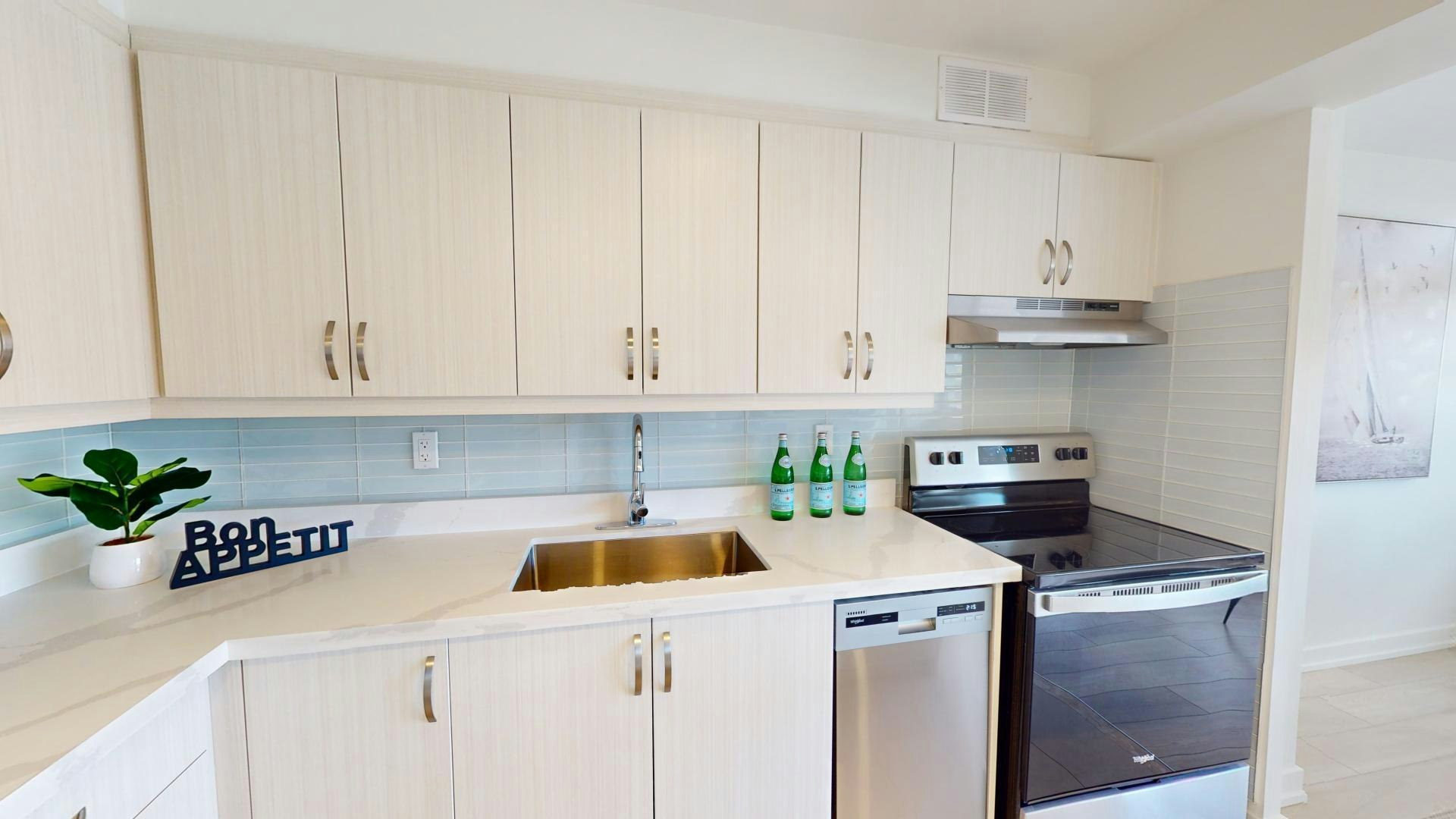 1206-30 Edith Drive, Toronto, ON, M4R 1Y8 - 10