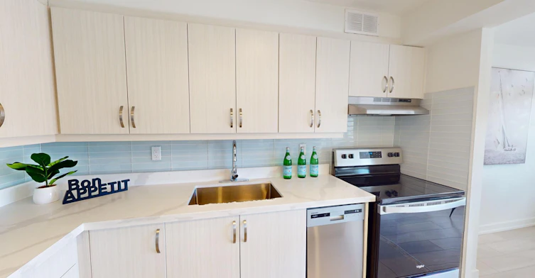 1206-30 Edith Drive, Toronto, ON, M4R 1Y8 - 10