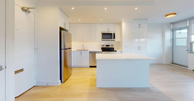 1206-30 Edith Drive, Toronto, ON, M4R 1Y8 - 2