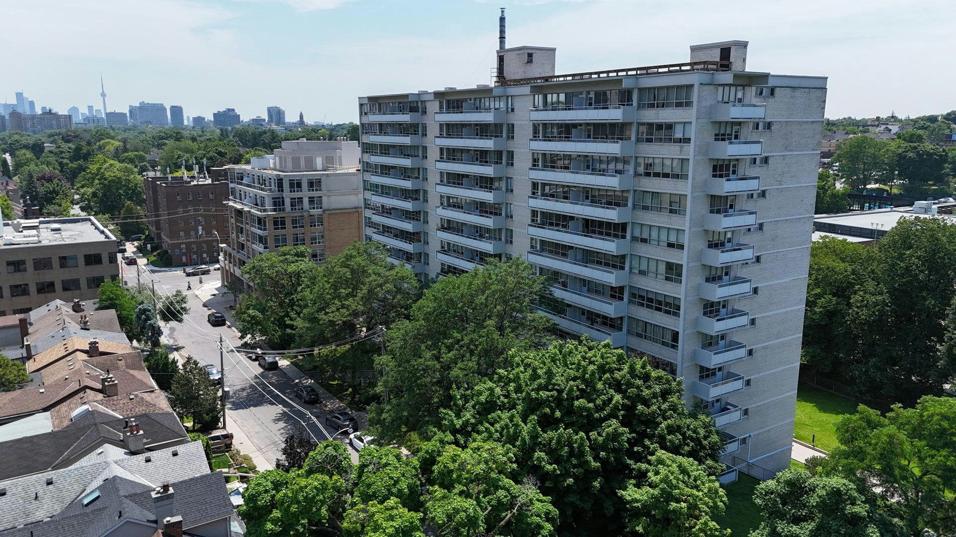 1206-30 Edith Drive, Toronto, ON, M4R 1Y8 - 17