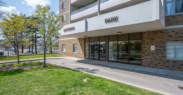 0806-919 Dufferin Street, Toronto, ON, M6H 4B3 - 7