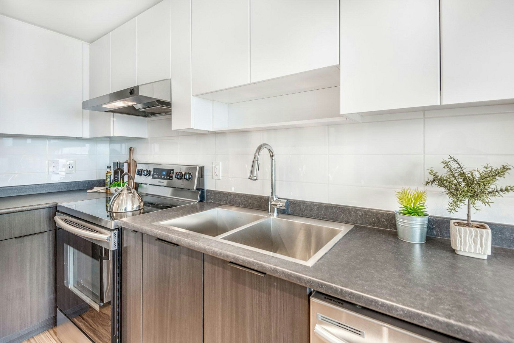 304-3583 Kingsway, Vancouver, BC, V5R 5L9 - 8