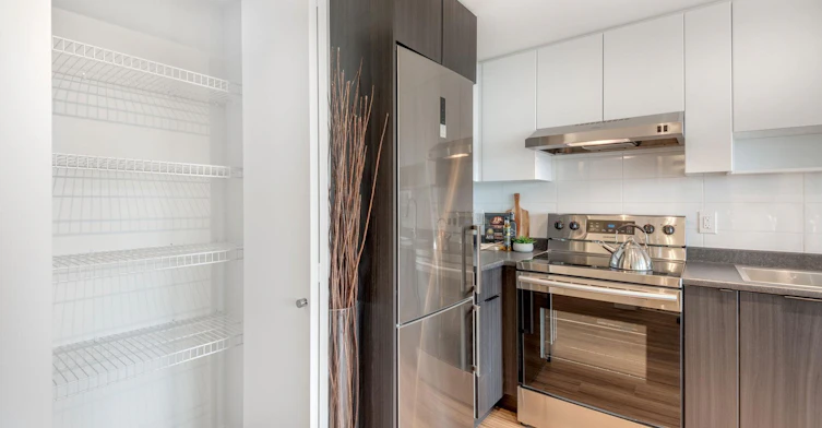 304-3583 Kingsway, Vancouver, BC, V5R 5L9 - 10