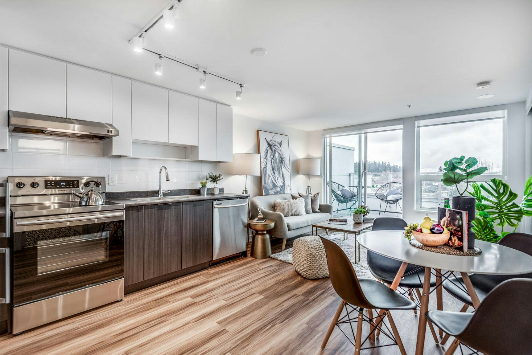 407-3583 Kingsway, Vancouver, BC, V5R 5L9 - 5